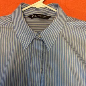 Zara Women's Blue and White Striped Button Down Shirt